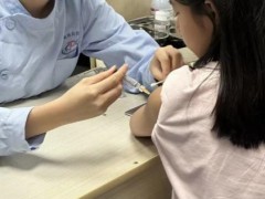 四川省掀起暑期九价HPV疫苗接种活动热潮 护航适龄女性健康每一步